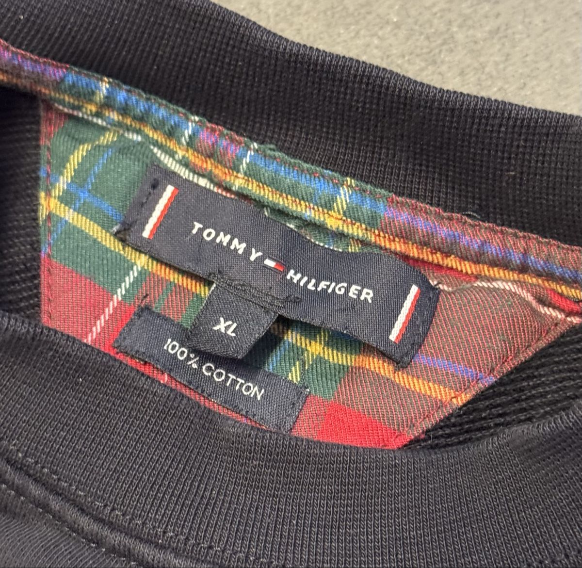 Tommy Hilfiger Maglioni & Felpe: Tommy Hilfiger Pullover Gr.XL (wie Neu) – Usato da Herisau venduto da Seyashop1 1