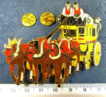 POSTKUTSCHE SCHWEIZ GROSSS 7x6cm 2NÄGEL-PIN ENAMEL 5SPÄNNER