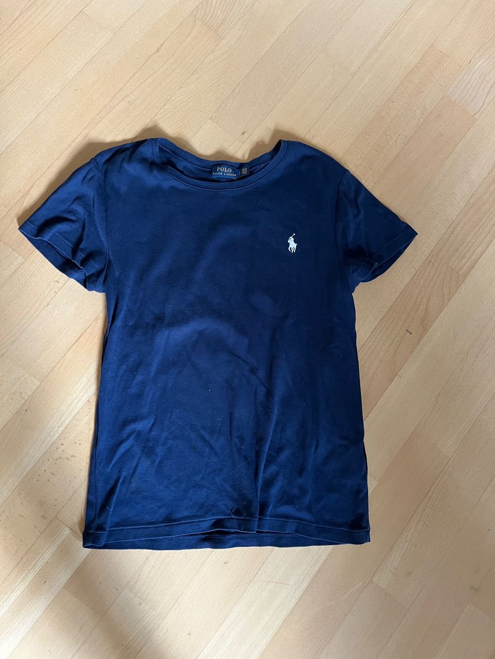 Ralph Lauren Hemden, T-Shirts & Polos: T-Shirt Ralph lauren – Gebraucht aus Zürich von emily02