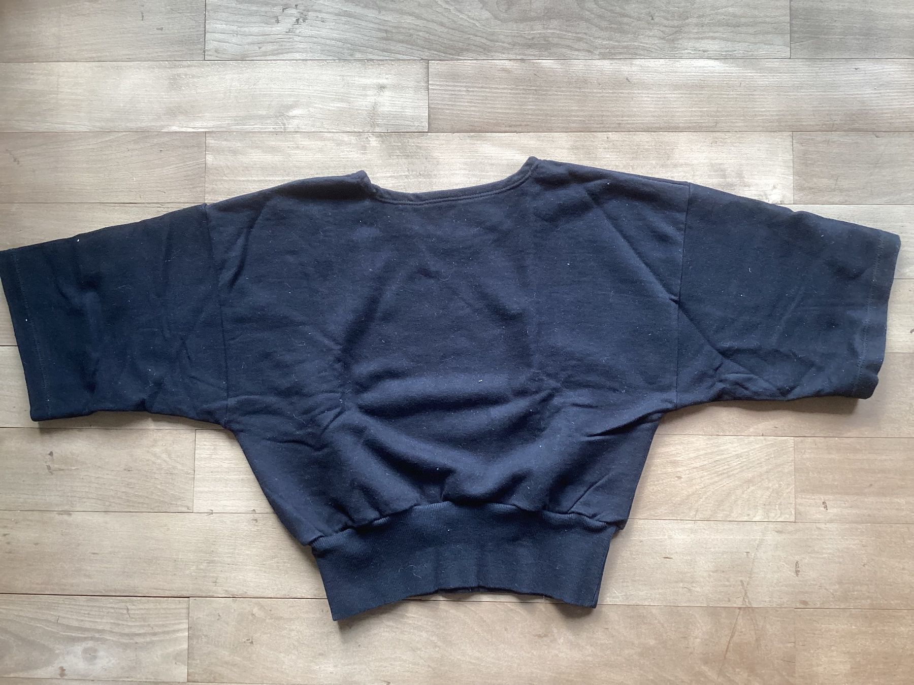 Maglioni & Felpe: Schwarzes Sweatshirt Grösse S Baumwolle – Nuovo (secondo la descrizione) da Muttenz venduto da rob_sc8s
