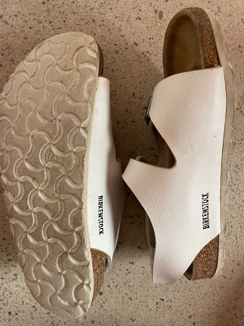 Birkenstock Chaussures filles: BIRKENSTOCK Sandalen - Grösse 32 – D'occasion à Zürich par LodgE-21 1