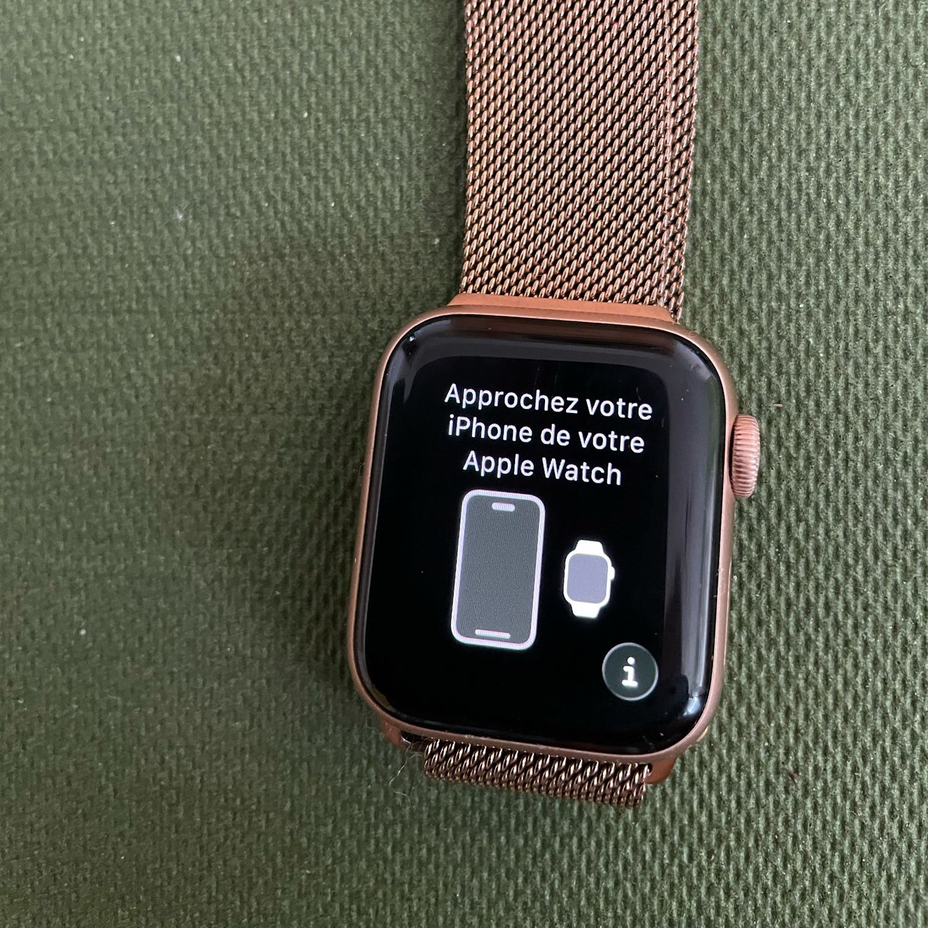 Apple Smartwatch: Apple Watch Serie 6 (GPS) – D'occasion à Basel par giovannad01