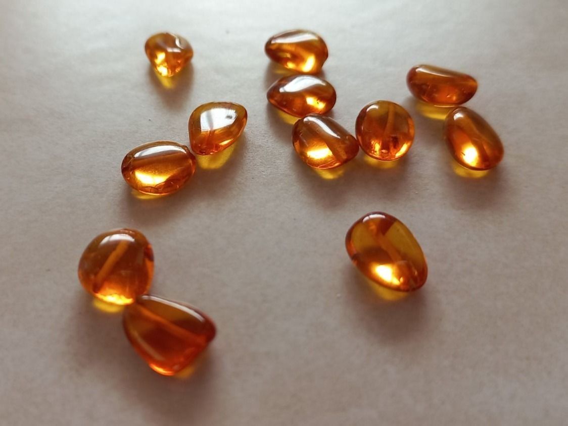 Pietre preziose: 12 Stk. Bernsteine – Nuovo (secondo la descrizione) da Winistorf venduto da acreativ2 1