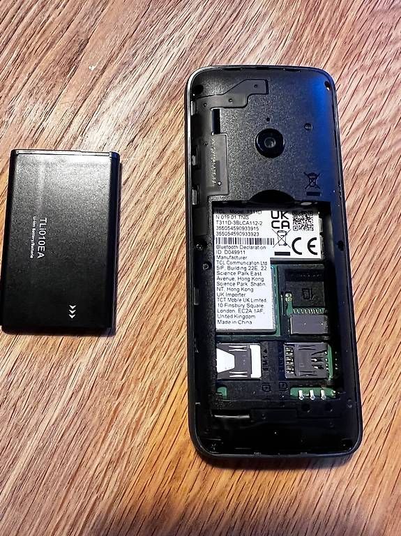 Telefoni cellulari / Smartphones: Cellulare 4G dualSIM – Usato da Cadro venduto da vitorobbiani 1