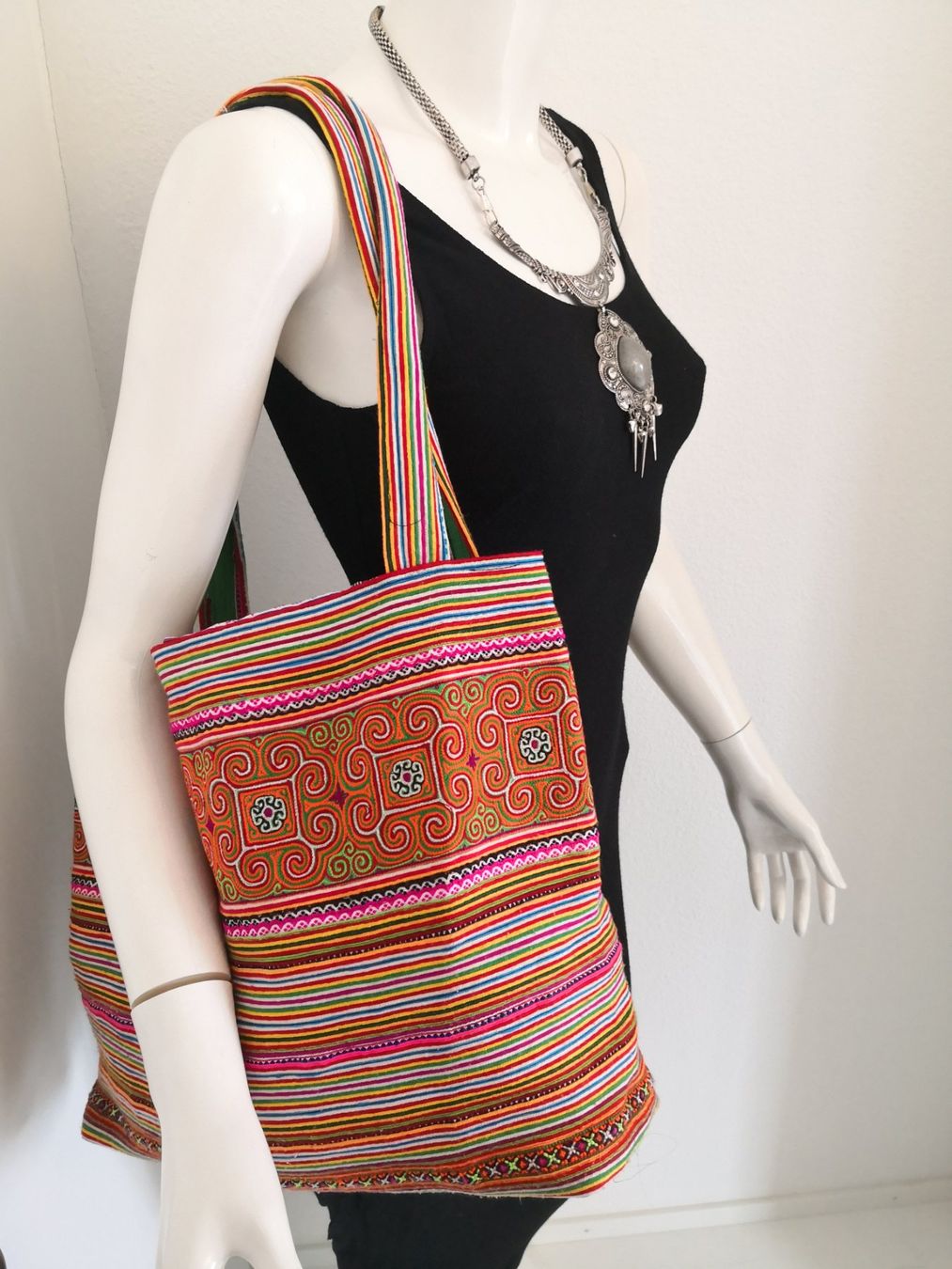 Borse da donna: 🤩BOHO-CHIC HANDGEMACHTE ETHNO PATCHWORK XXL TASCHE NEU – Nuovo (secondo la descrizione) da Olten venduto da Naja-Twins-Twins 2