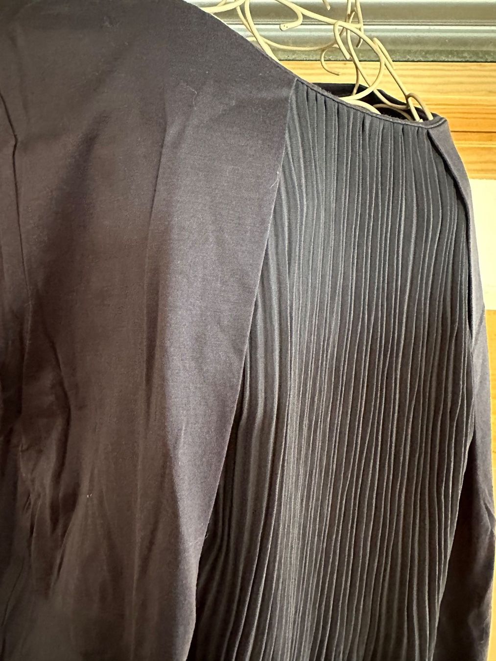 Cos Camicette: COS Bluse – Usato da Basel venduto da Tony2006 1