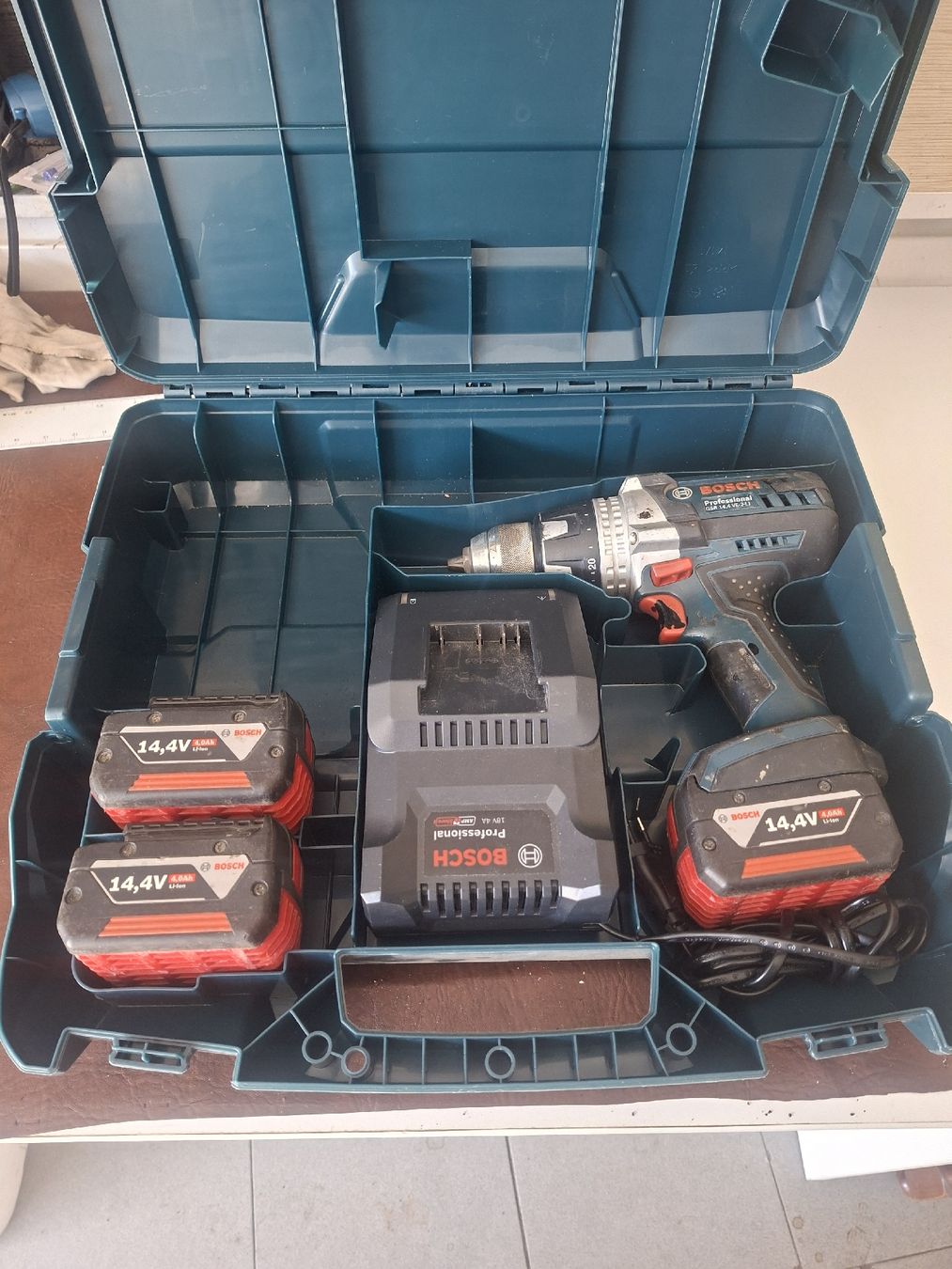 Busch Tutte le macchine: Machine Bosch Professional – Usato da St-maurice venduto da AHTP