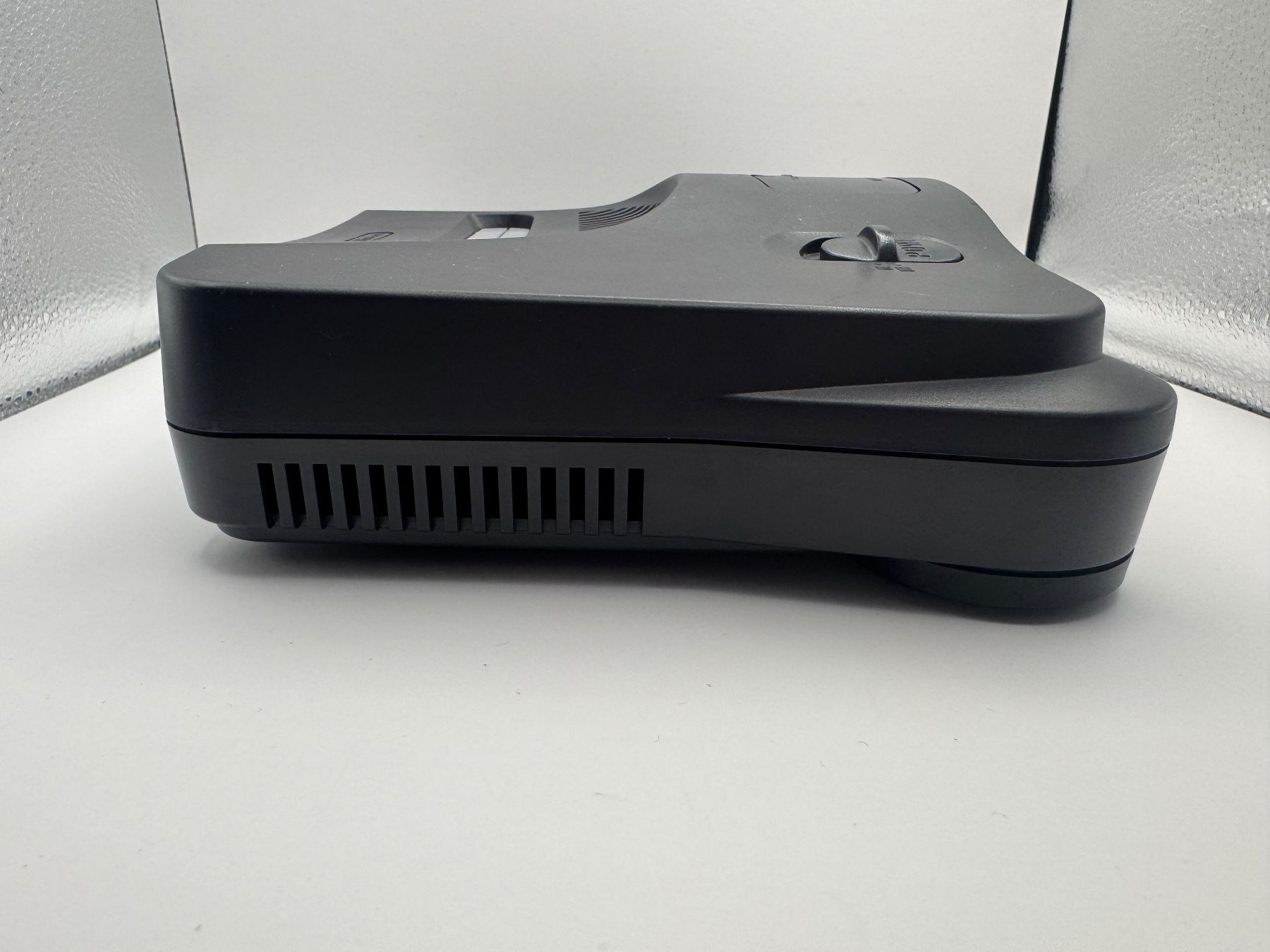 Nintendo Console: Nintendo 64 Konsole mit Controller – Usato da Bettlach venduto da awi_7jcb 5