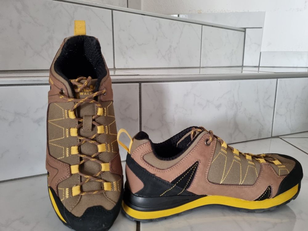 Almwalker Herren Trekking-Schuhe Basecamp III • EUR 19,99