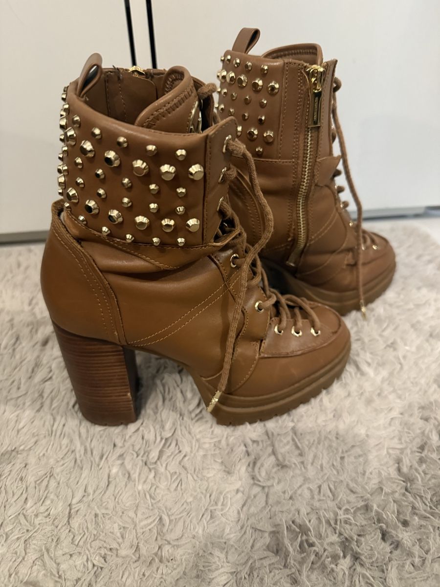 Michael Kors Chaussures femmes: Michael Kors Boots – D'occasion à Suhr par iam.deestiny 3
