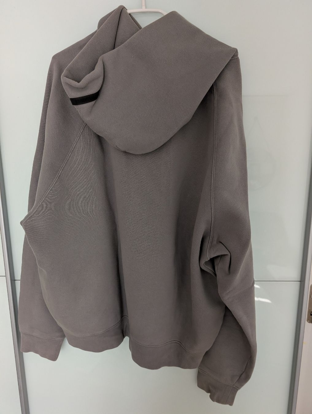 Fear of God Pulls & Sweat-shirts: Fear of God Essentials | Pullover | M – D'occasion à Altdorf UR par Mattia0226 1