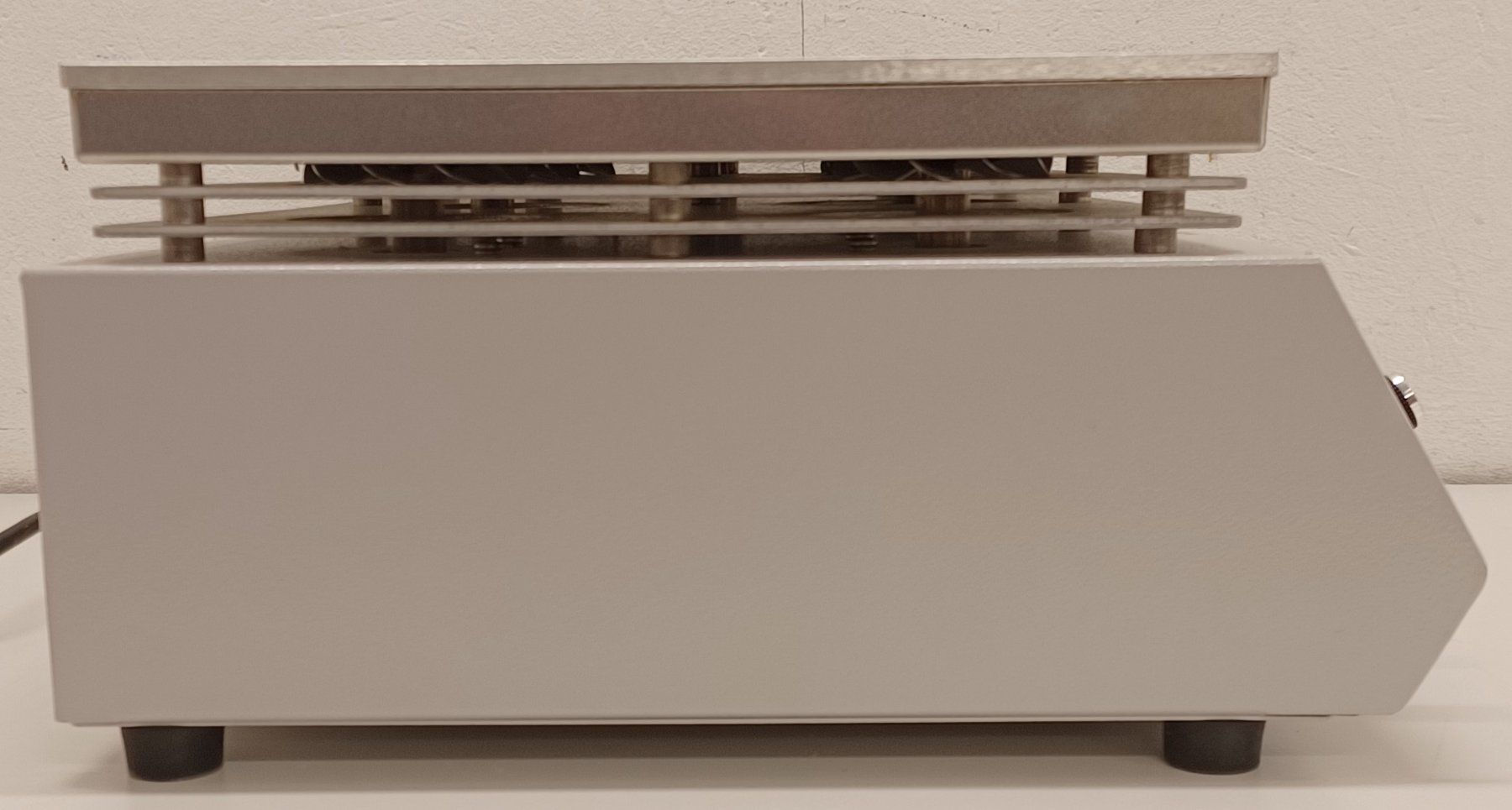 Laborzubehör: Lab-Line Instruments 1287-1 CE 6-position stirrer/heater – Gebraucht aus Niederdorf von LeptonAG_Labor 4