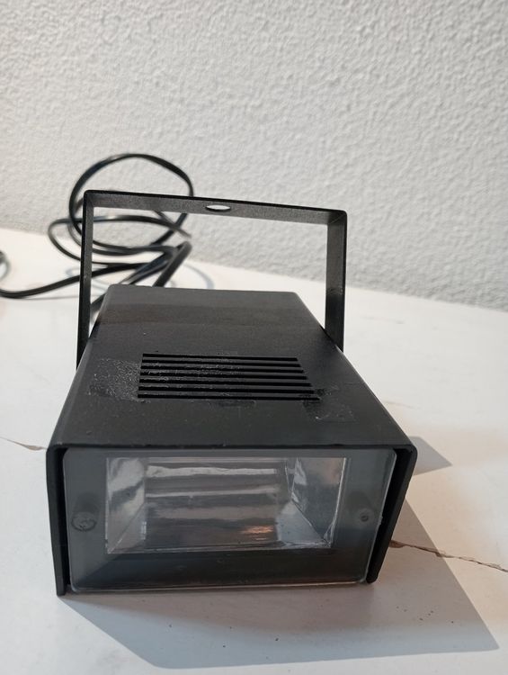 Luccika LED Stalaktiten-Vorhang – 3m Mit 120 LEDs, IP44, Für Innen & Außen, Erweiterbar