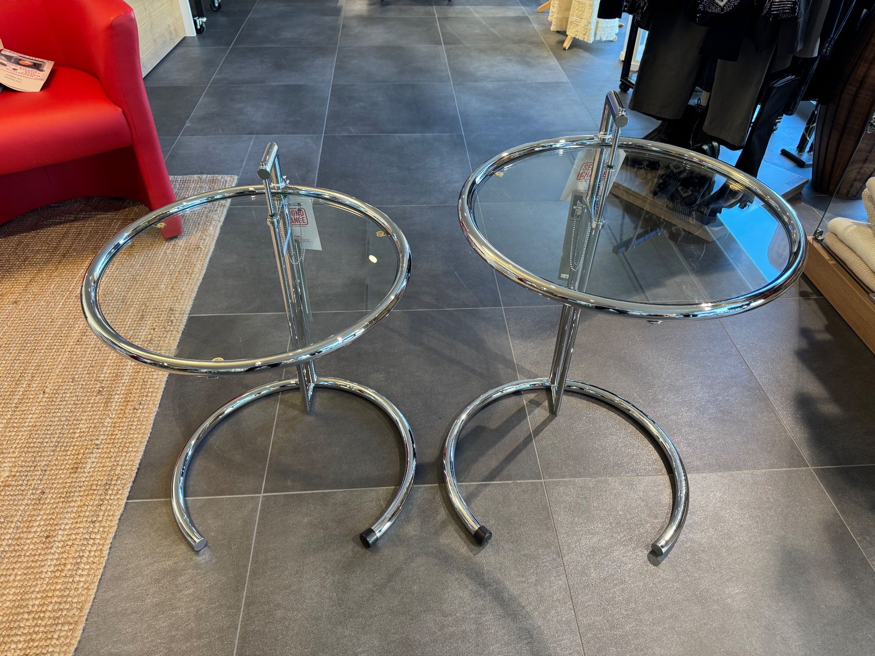 Set di tavolo e panche: 2x ClassiCon E1027 Eileen Gray – Original Designklassiker – Usato da Sursee venduto da CAZS_Sursee 3