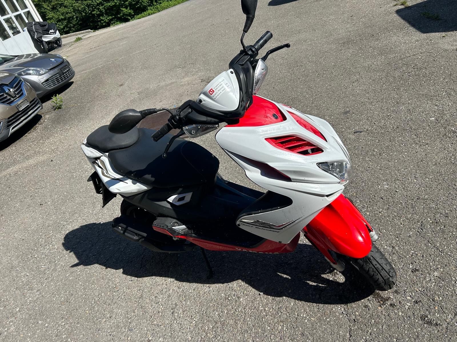 Yamaha Scooters: Yamaha NS50 – D'occasion à St. Gallen par SG45 1