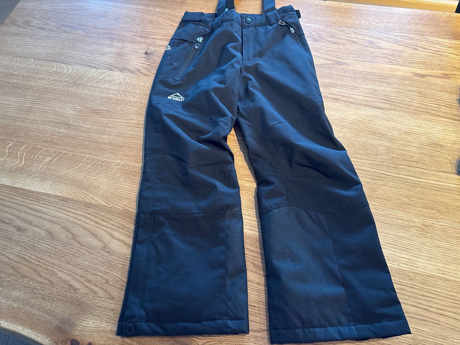 Mckinley Pantaloni: Mc Kinley Skihose schwarz Gr. 140 – Usato da Sörenberg venduto da Sam6174