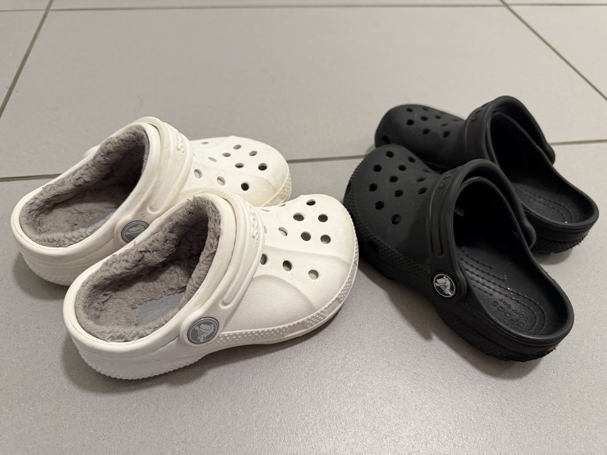 Crocs Scarpe per ragazzi: Crocs enfants taille 25-26 – Usato da Puidoux venduto da vendange