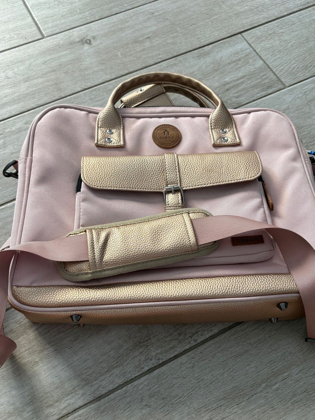 Cabaïa Borse da donna: sac ordinateur Cabaia – Nuovo (secondo la descrizione) da Cheseaux-Lausanne venduto da marianne2908