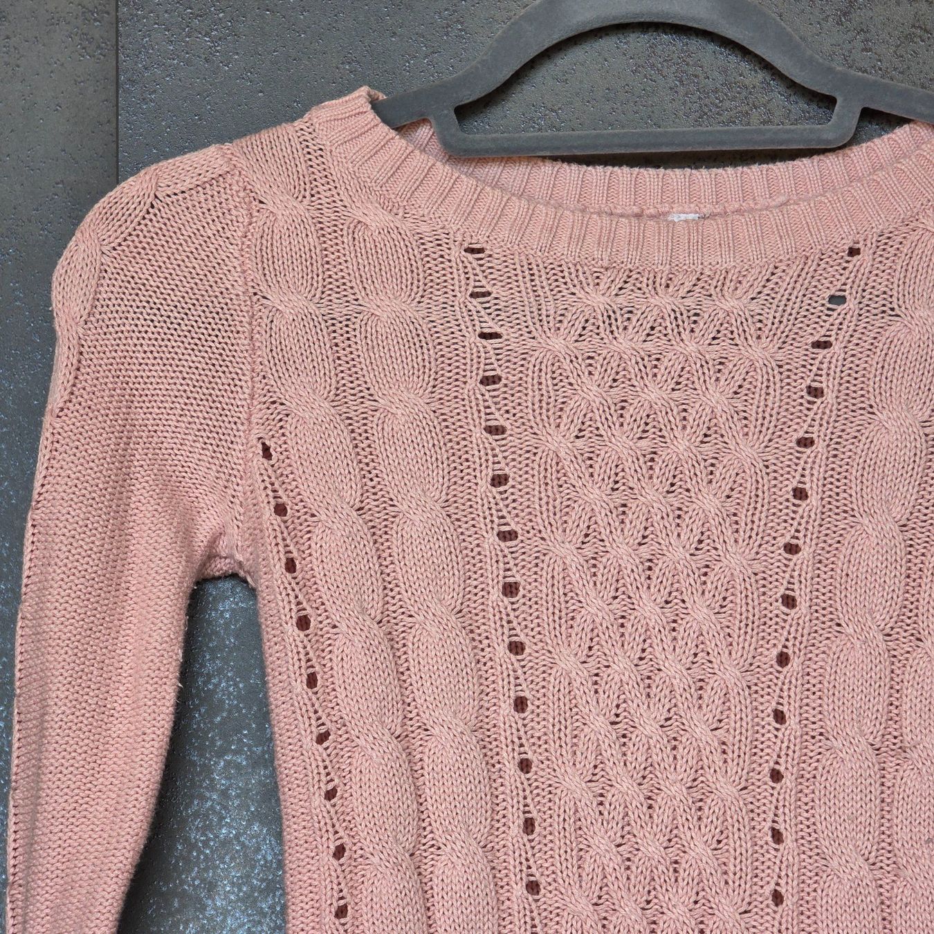 Maglioni & Felpe: 🐸 STRICKPULLOVER ZOPFMUSTER XS ROSA PULLOVER – Usato da Môtier (Vully) venduto da Frogs 1