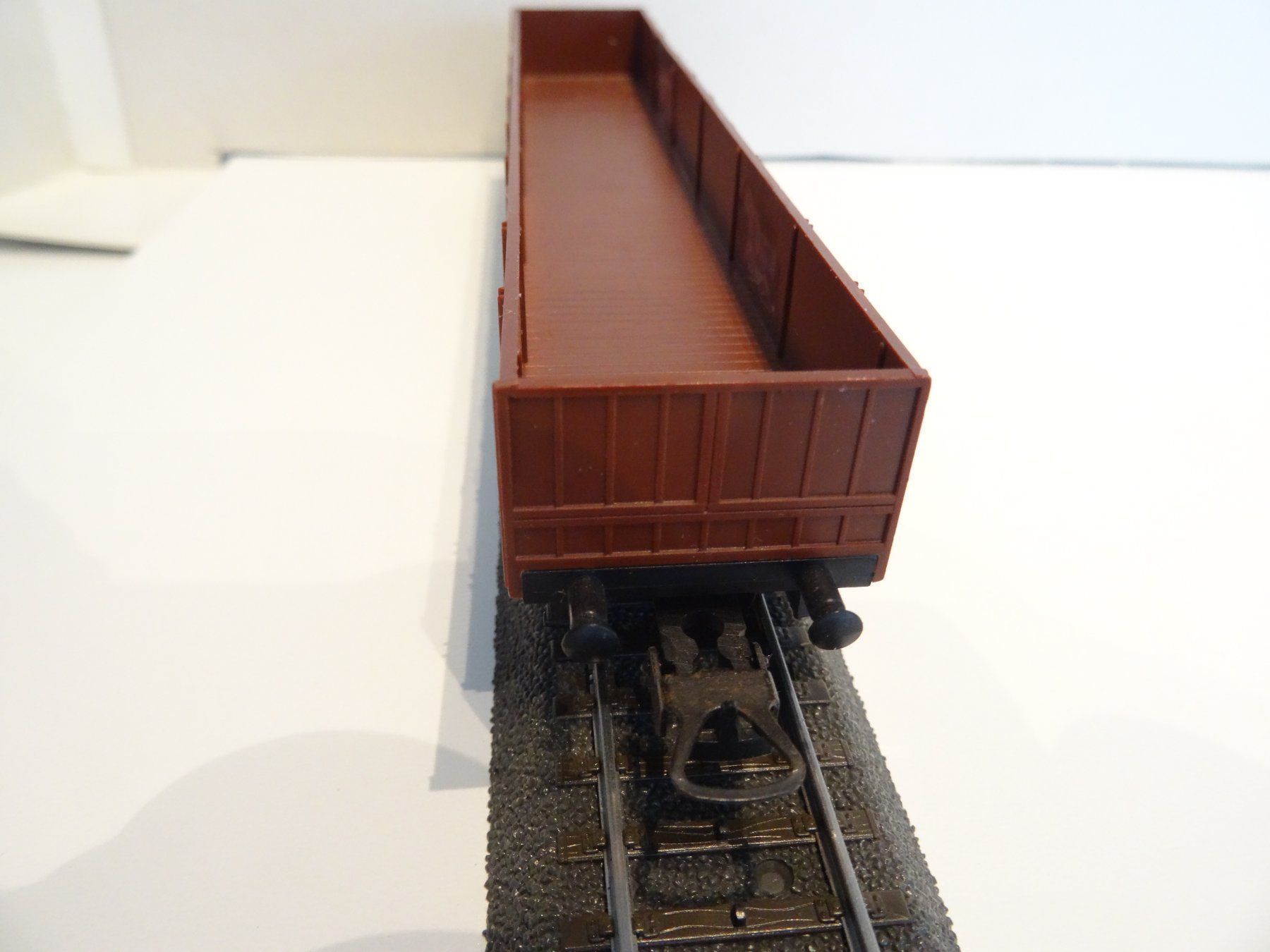 Lima Modellini di ferrovie: Lima HO Güterwagen 19cm lang – Usato da Hochdorf venduto da Teger02 2