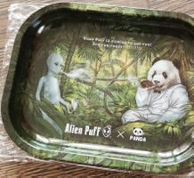 👽 Rolling Tray Alien Puff x Panda - Neu & Ungebraucht!