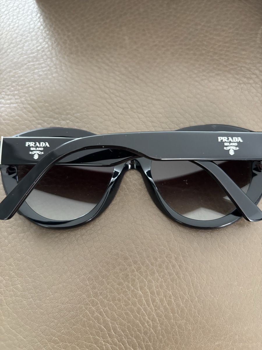 Prada Occhiali & Lenti: PRADA Sonnenbrille wie NEU – Nuovo (secondo la descrizione) da Tägerwilen venduto da limolimo 3