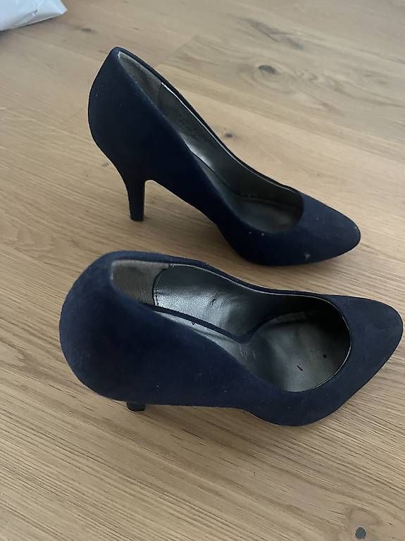 Scarpe da donna: Schuhpaket Gr. 37 – Usato da Trimbach venduto da glatsch01 4