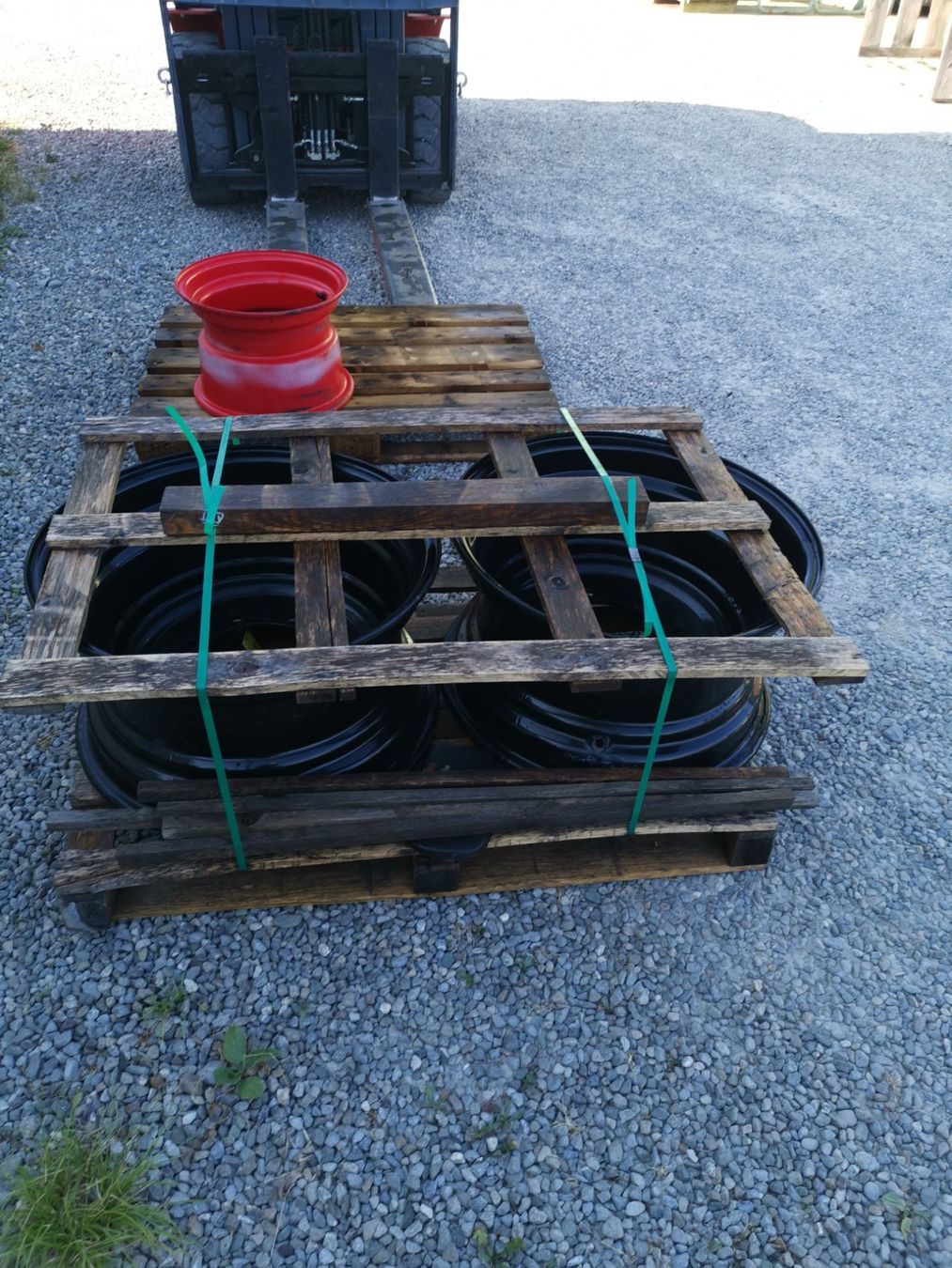 Cerchioni: Ein Paar Felgen 13x24 – Usato da Buttwil venduto da obelix-idefix 2