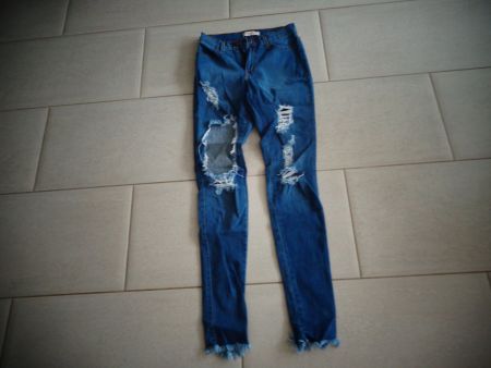 VIBRANT JEANS GR.W25 NEUWERTIG
