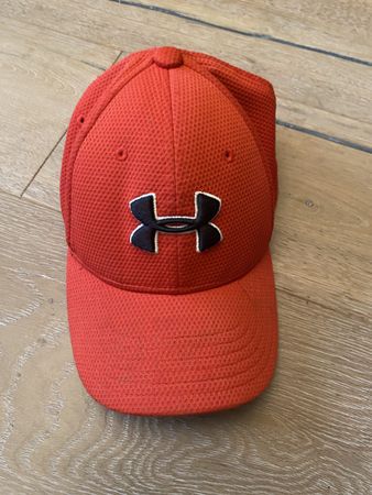 Under Armour Cap, Rot, Top Zustand, Sommer Hit!