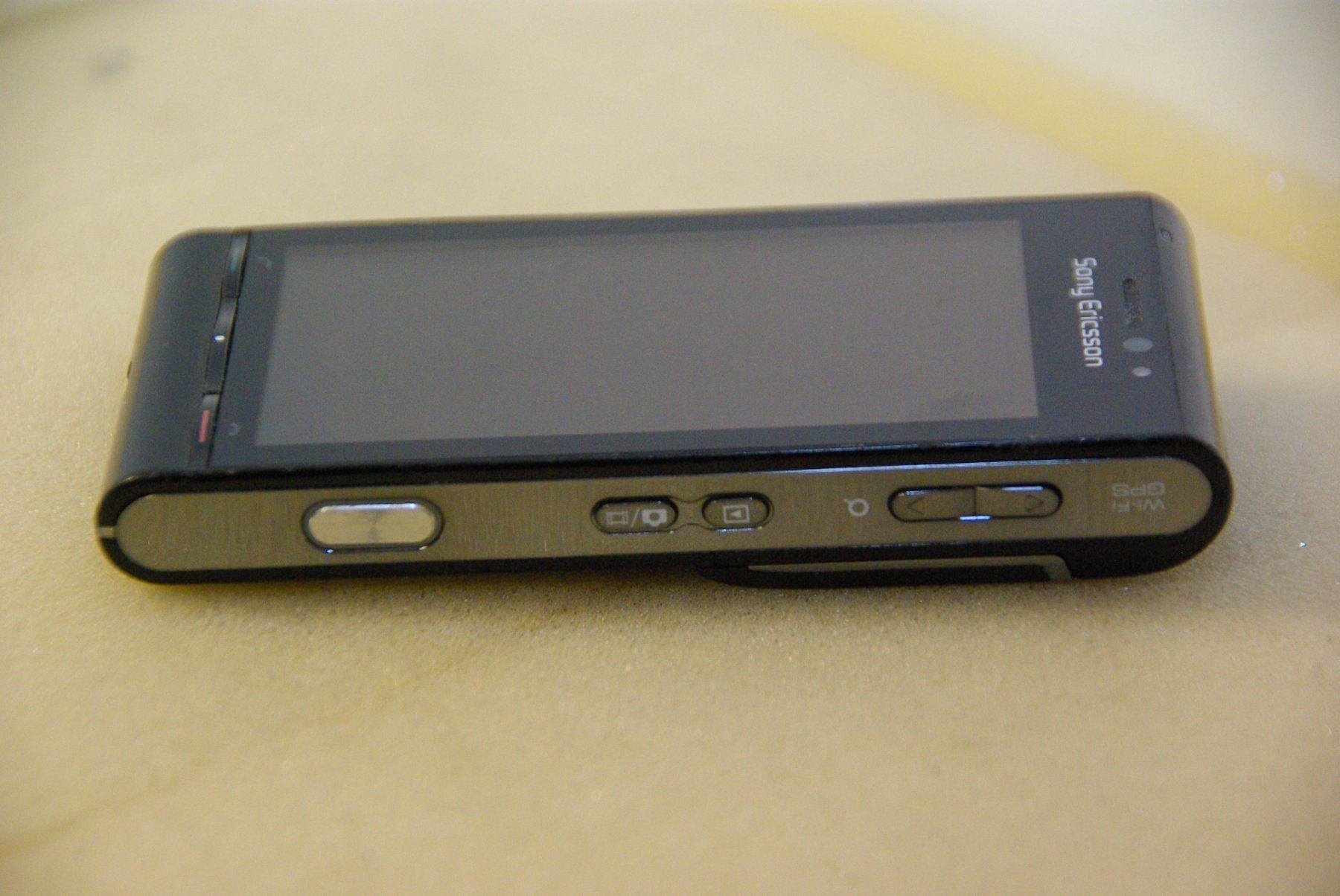 Sony Telefoni cellulari / Smartphones: Sony Ericsson Satio mit 12.1 megapixel – Difettoso da Herisau venduto da Cevianer1844 5