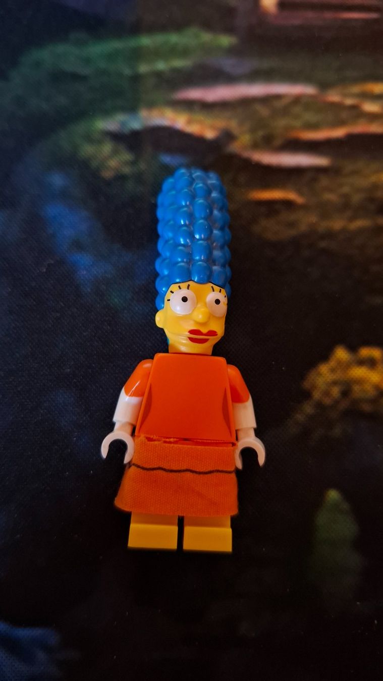 Lego Giocattoli: Lego Mini Figur Marge – Usato da Brünisried venduto da san_74_bu