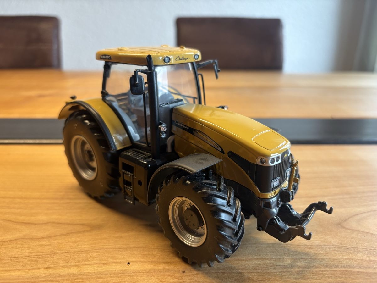 Tracteurs: Traktor Challenger MT685C – Neuf (Voir description) à Zuzwil BE par Philippe96 1