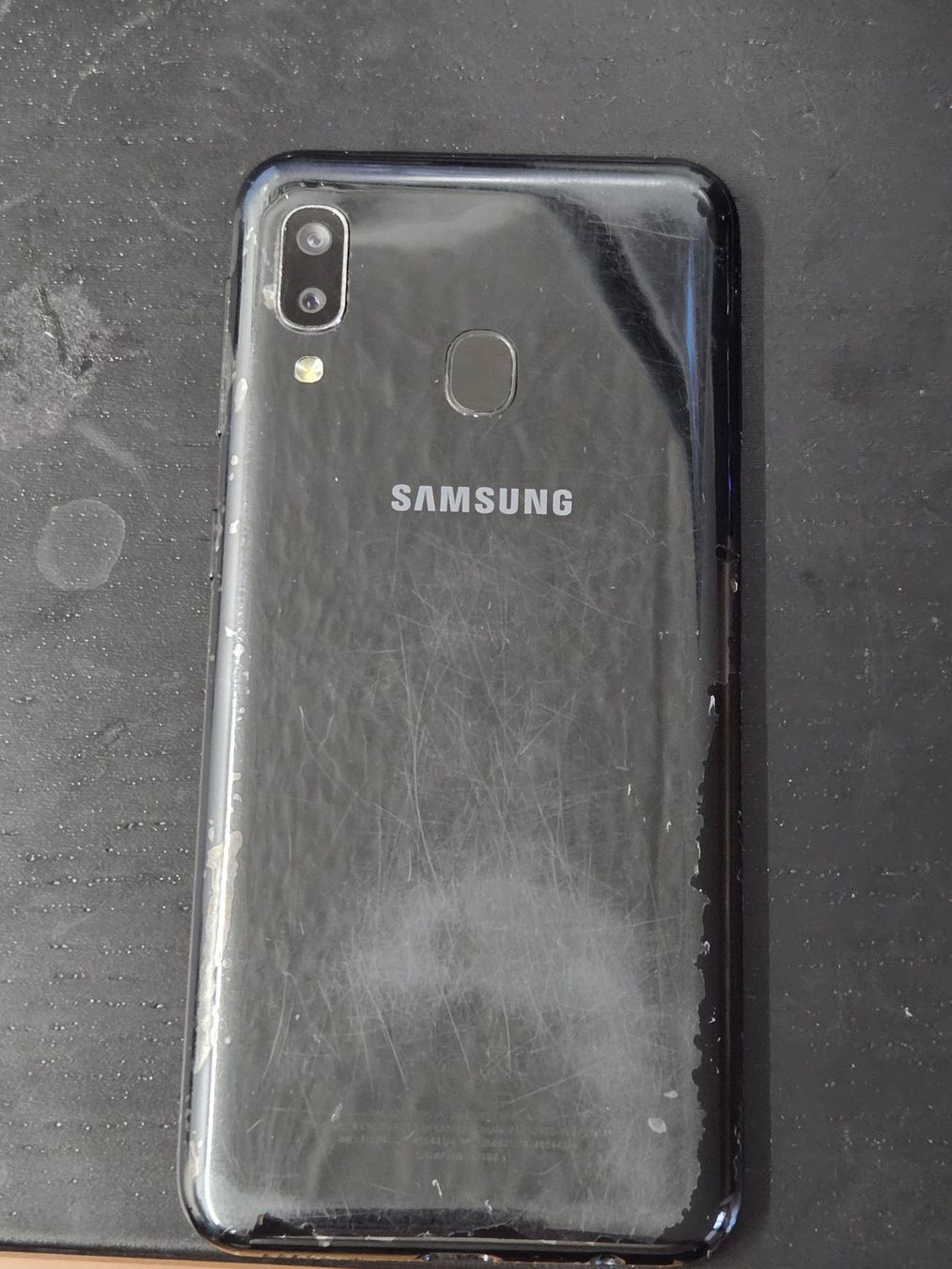 Samsung Telefoni cellulari / Smartphones: Gebrauchtes Samsung Galaxy A20e – Usato da St. Gallen venduto da Seraph76 1