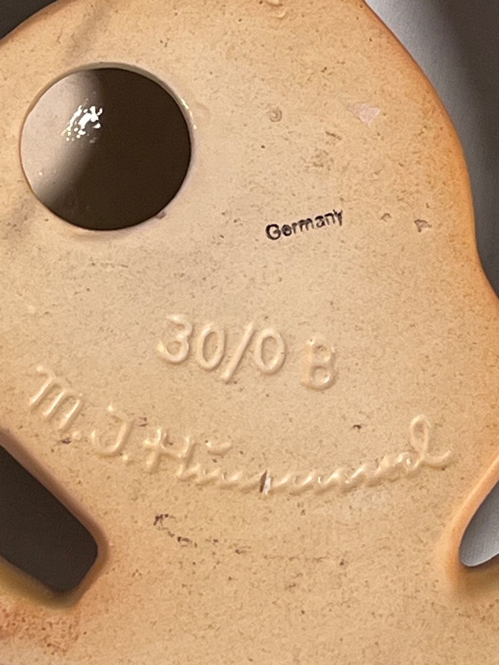 Hummel Figuren: Original Hummel Ring Ba-Bee Wandfigur 1948 Mid Century – Gebraucht aus Otelfingen von Markthalle_C 3