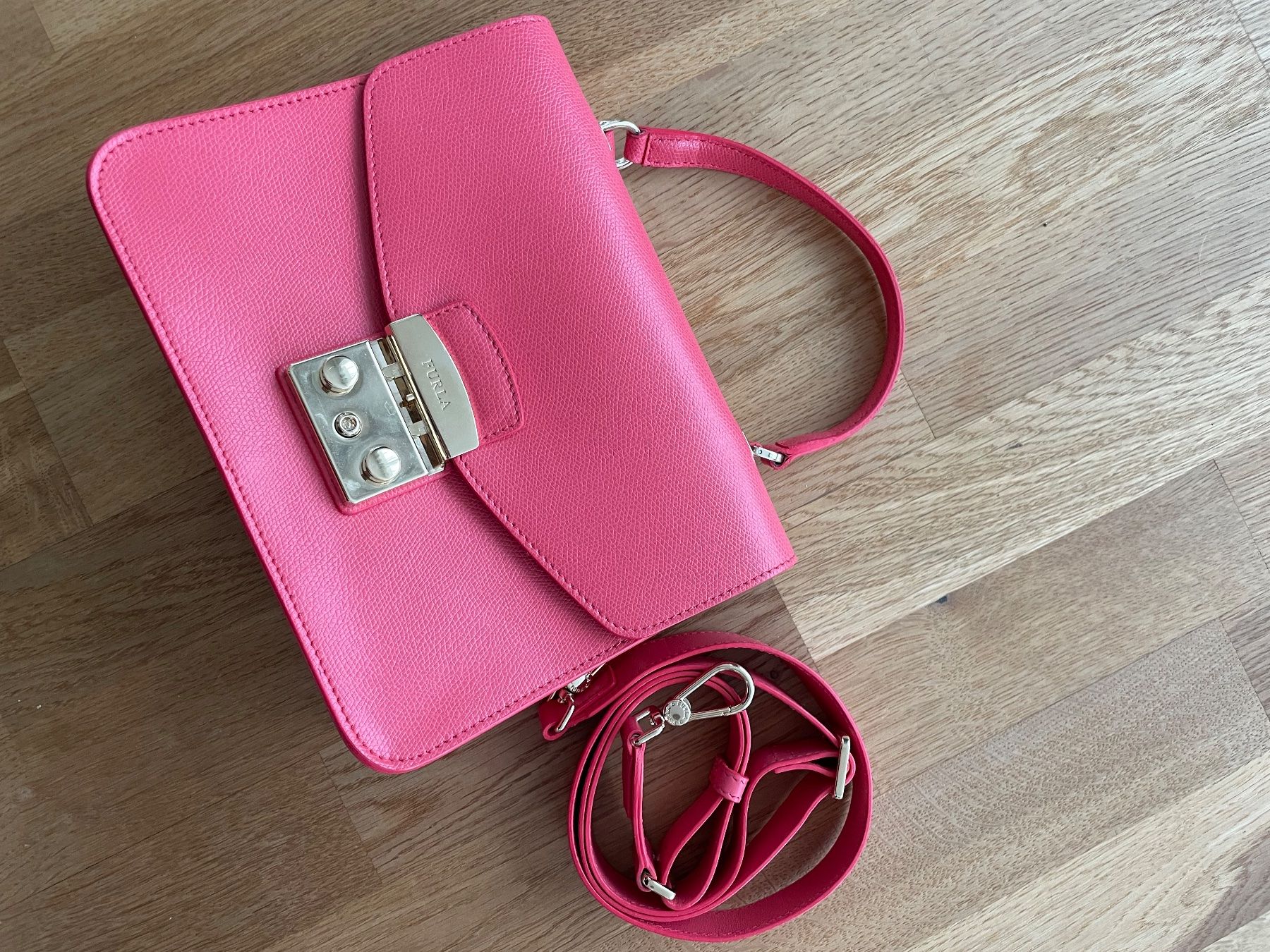 Furla Borse da donna: Furla - korall – Usato da Cham venduto da vany_