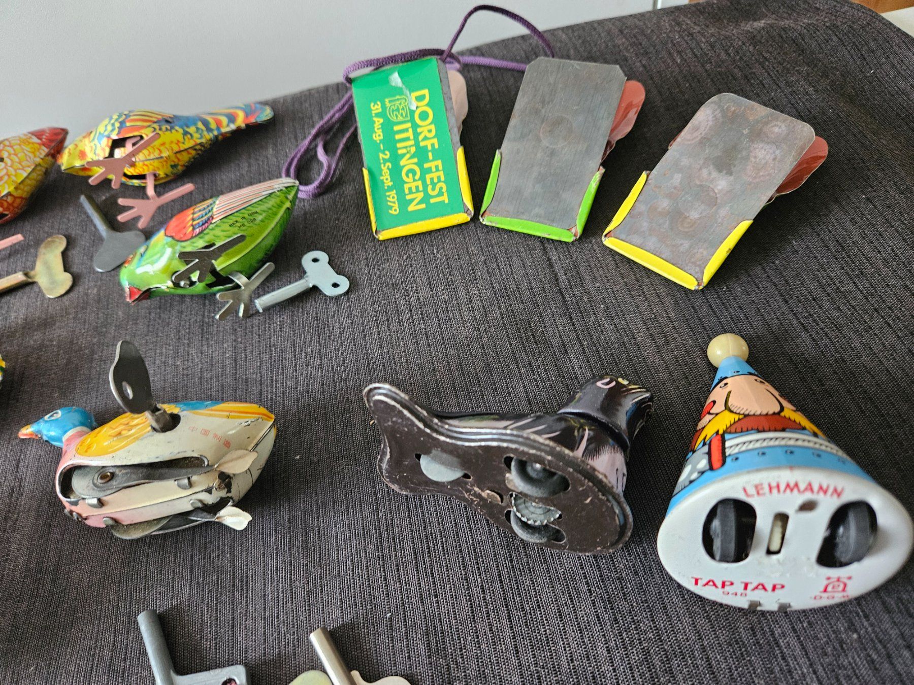 Jouets: Blechspielzeug  13 Stück – D'occasion à Oberrieden par Sun-and-Sand 4