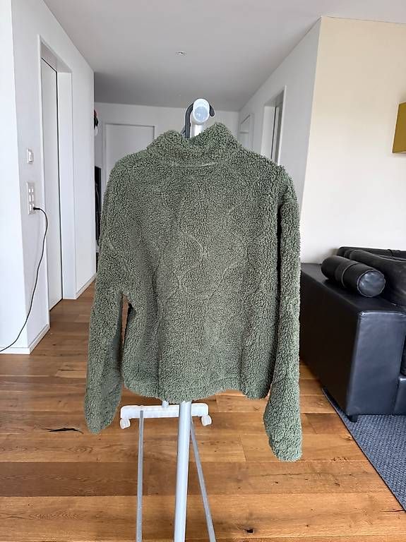 Only Pullover & Sweatshirts: Fleece Pullover Only Grösse S – Gebraucht aus Full-Reuenthal von mel.mel 1