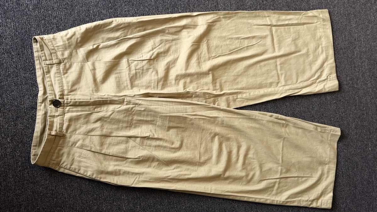 Massimo Dutti Pantaloni: Pantalon large Massimo Dutti beige taille 36 – Usato da Bulle venduto da LeMoleson 1
