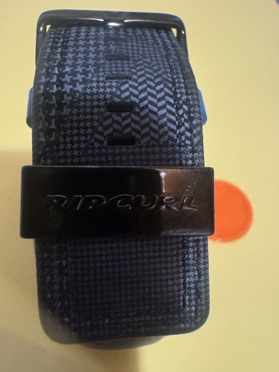 Rip Curl Orologi: Montre Rip Curl Detroit  – Usato da Veytaux venduto da 81v_2xqb 2
