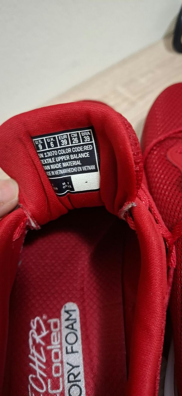 Skechers Damenschuhe: Skechers  – Gebraucht aus Embrach von Musti20 2