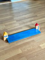 HABA Wandregal für Kinderzimmer mit zwei Häuschen
