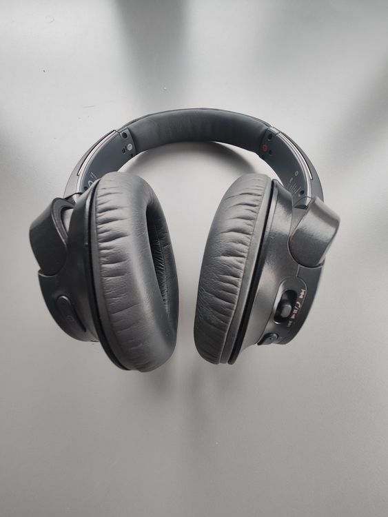 Sony 700 ANC 4