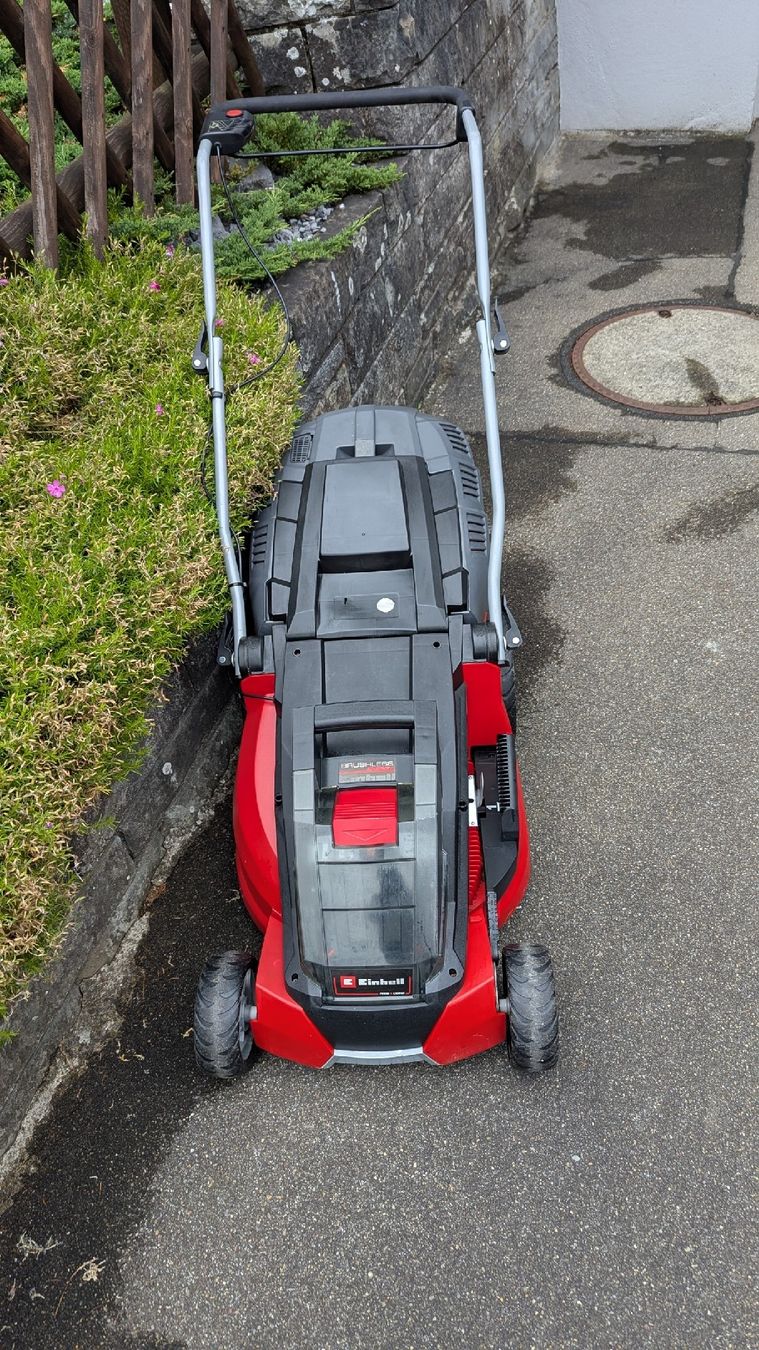 Einhell Tagliaerba: Einhell Akku Rasenmäher GE-CM 43 Li M – Usato da Opfikon venduto da topofspeedy 4