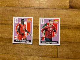 Davies und Ronaldo Panini Extra Sticker