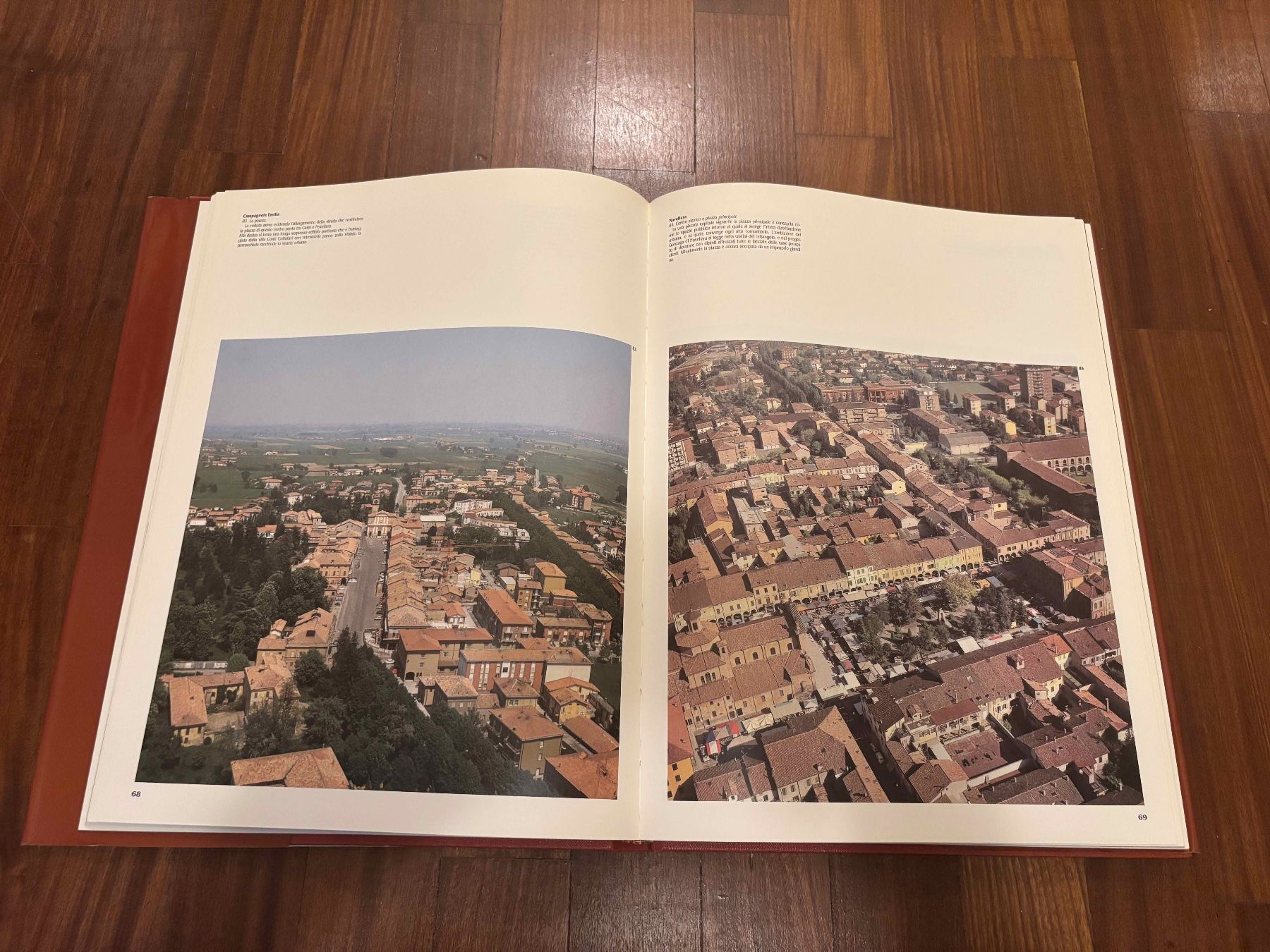 Libri: Piazze e Palazzi Pubblici in Emilia Romagna – Usato da Lugano venduto da Mark_Young 2