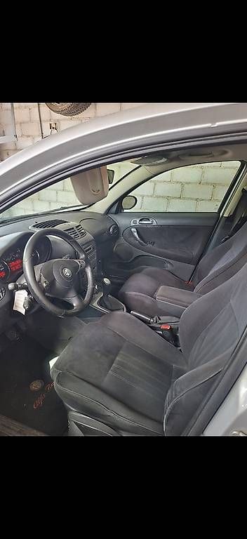 Alfa Romeo Automobili: Alpha-romeo 147 1.6 TS 16V – Difettoso da Thun venduto da phi_f2fj 1