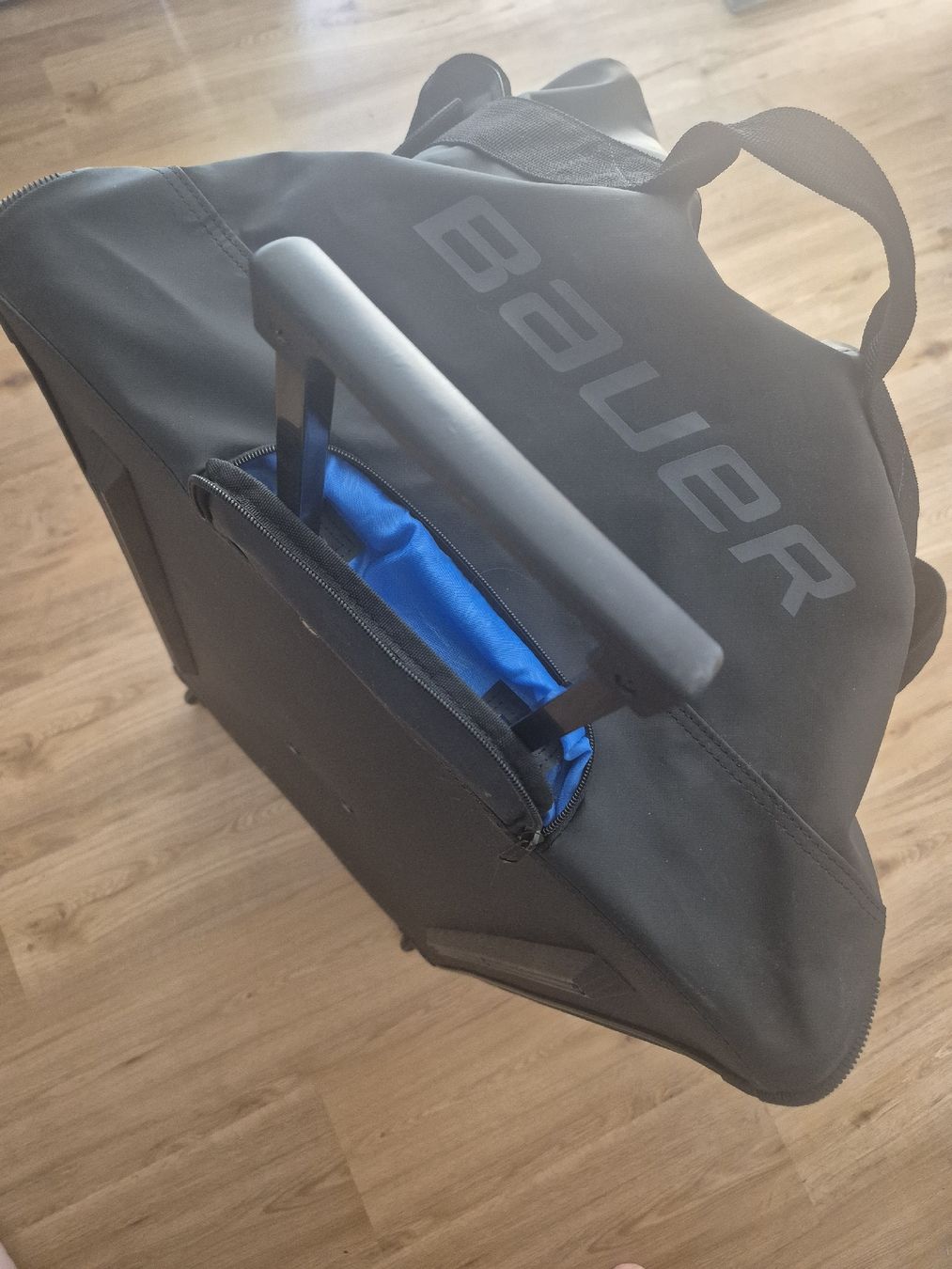 Bauer Borse: Bauer Eishockey Tasche mit Rollen - Top Zustand! – Usato da Gerzensee venduto da xTac_Madara 3