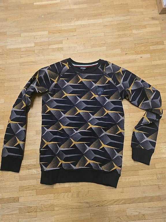Pulls & Sweat-shirts: Pullover Lamborghini  – D'occasion à Herisau par and_zky9 1