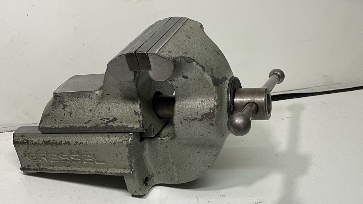 Gressel Tous les outils: Gressel 125 Schraubstock – D'occasion à Erlinsbach SO par Demonja